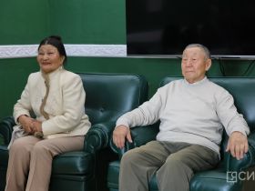 В Якутске с 75-летием поздравили ученого и ликвидатора аварии на ЧАЭС Анатолия Чомчоева