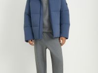 Оверсайз пуховик с воротником-стойкой