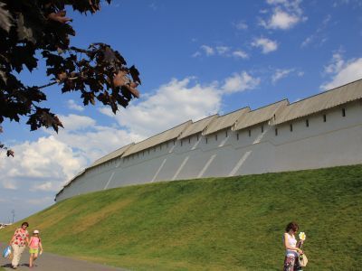 Прясло стены между Тайницкой башней и Северной башней