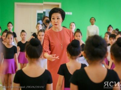 В Якутии предлагают включить в программу «Земский учитель» педагогов художественного профиля