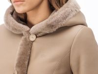 Женская куртка Lacoste