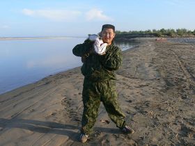 Рыбалка на Лене в районе устья реки Вилюй.  Трофейная рыбалка (щука, ленский осетр) с проживанием в турбазе.