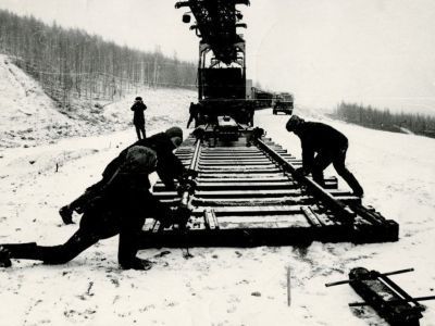 Глава Якутии Айсен Николаев поздравляет с 50-летием БАМа