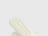 Шлёпанцы, Белый