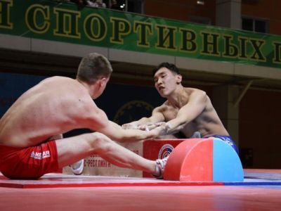 На счету якутян пять золотых медалей второго дня чемпионата России по мас-рестлингу