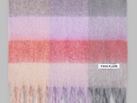 Шарф в клетку с бахромой