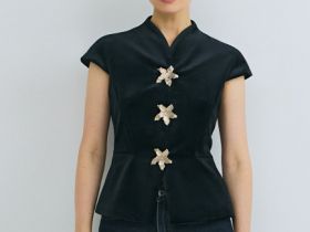 Бархатный жилет, Черный