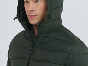 Утеплённая лёгкая куртка, Зеленый