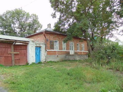 Дом, в котором в августе 1926 г. жил художник Б.М.Кустодиев, создавший на лебедянском материале серию картин под названием "Русь"