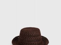 Соломенная панама, Коричневый