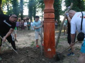 Когда две суровые северные женщины зовут викингов сразиться
