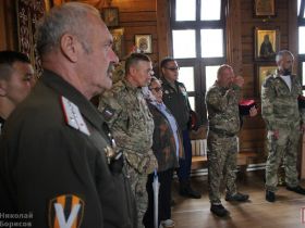 В Спасском мужском монастыре освятили икону Якутского казачьего полка