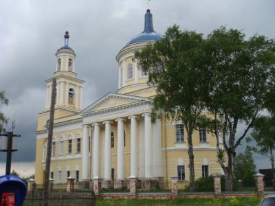 Церковь Иоанна Предтечи с росписями и иконами XVIII-XIX в.в.