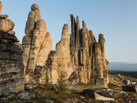 Гранитные Города Улахан Сис (Кисиляхи Улахан Сис)