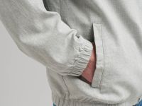 Легкий бомбер со льном