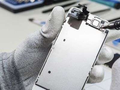 Как отремонтировать iPhone и другую технику Apple?