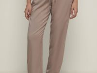 Укороченные брюки свободного силуэта