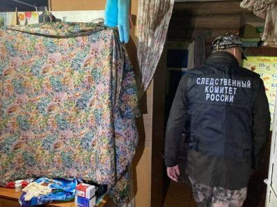 Житель Нюрбинского района убил знакомого за то, что тот лег на детскую кровать в верхней одежде