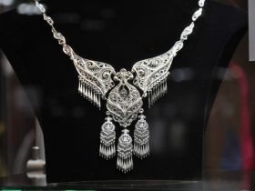 В «Сокровищнице Якутии» открыли выставку ювелира Юрия Иванова