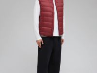 Стеганый пуховый жилет