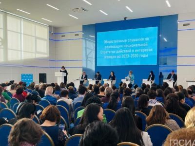 Национальную стратегию действий в интересах женщин до 2030 года обсудили в Якутии