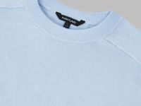 Легкий джемпер полуприлегающего кроя с коротким ру