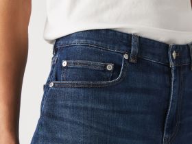 Мужские джинсовые шорты Lacoste приталенного кроя