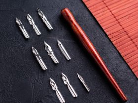 Набор для каллиграфии Малевичъ, 9 перьев с прямым держателем