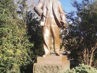 Памятник В.И. Ленину