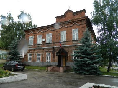 Здание бывшей церковно-приходской школы