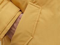 Пуховое пальто с капюшоном