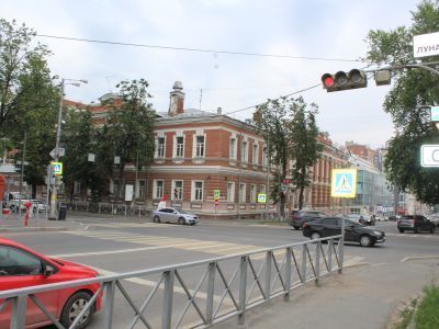 Суд окружной. Здесь на санитарно-гигиеническом факультете медицинского института работали К.Н.Шаншев, А.В.Пшеничнов, Б.И.Райхер