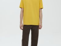 Базовая футболка из хлопка прямого силуэта