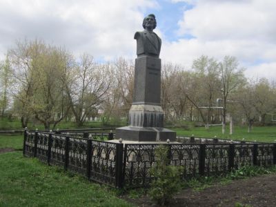 Памятник В.Г. Белинскому