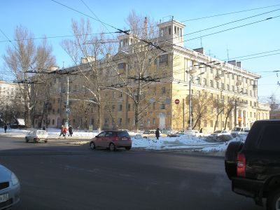 Жилой дом с кинотеатром «Искра»