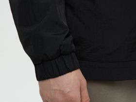 Ветровка с капюшоном свободного силуэта