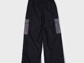 Брюки текстильные с полиуретановым покрытием для девочек