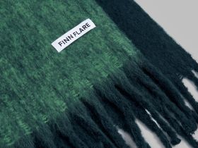 Двухцветный шарф с бахромой