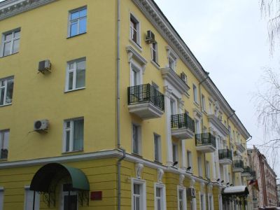 Административное здание (здание общежития Электроаппаратного завода)