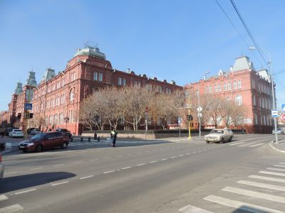 Здание городских учреждений