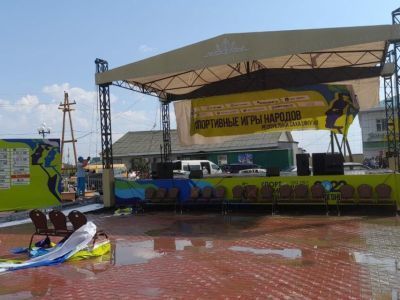 Минздрав Якутии: тяжелораненых при ураганном ветре в Борогонцах нет