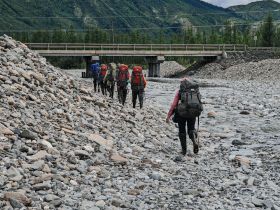 «В горах Семи Хребтов. Водопады хребта Сэттэ Дабан»