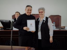 Работников культуры поздравили с профессиональным праздником