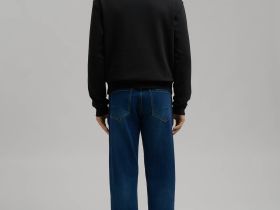 Джинсы прямого кроя