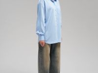 Рубашка объемного кроя в полоску