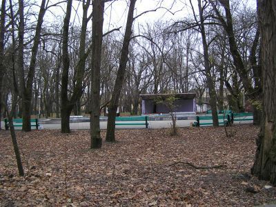 Памятное место, где в сентябре 1910 г.  выступал певец Ф.И. Шаляпин