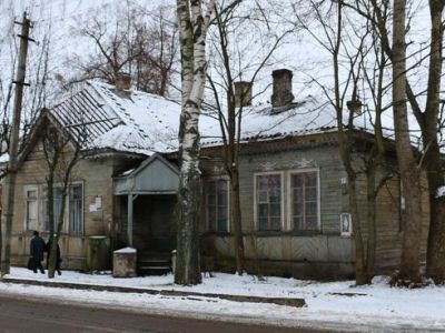 Дом, где в 1918 году проходила первая конференция РКП(б) Новоладожского р-на