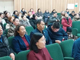 Жители Момского района поблагодарили за организацию выездов мобильных докторов