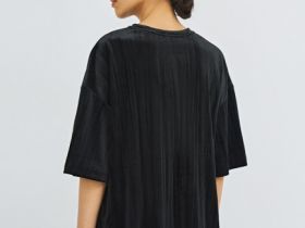 Бархатная футболка, Черный