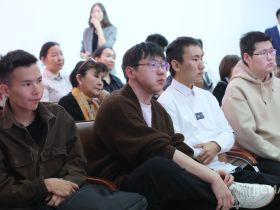 В Якутске начала работу выставка «Культура для Победы»